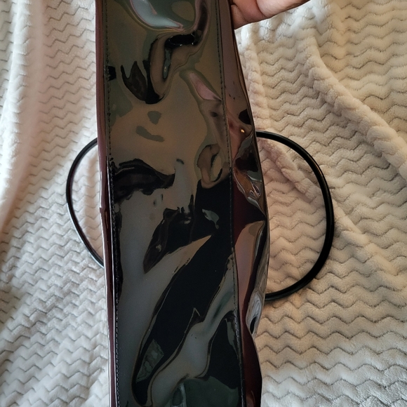 Elizabeth Arden Big Tote - Picture 5 of 7